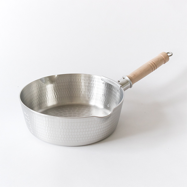 雪平鍋（行平鍋）