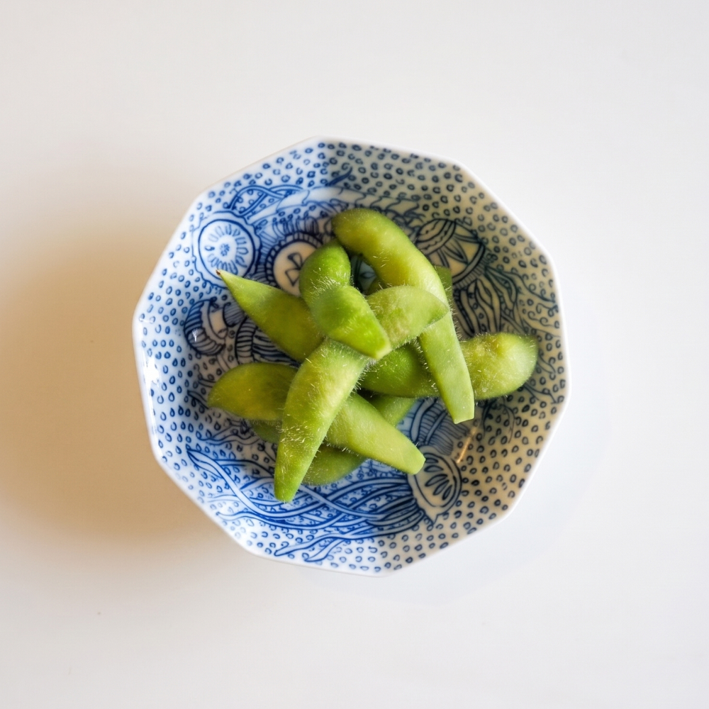 トマトを盛った豆皿