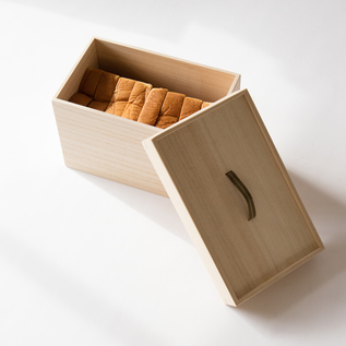 増田桐箱店（ますだきりばこてん） パン保存箱 パン保存箱 ／増田桐箱店（ますだきりばこてん） ｜愛着を持ってずっと