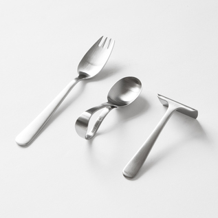 Kay Bojesen カイボイスン　カトラリーセット Amazon | カイ・ボイスン ディナー22pcセット マット(ツヤ消し