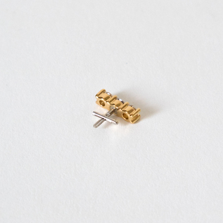 ポストの先をT字にすることでバックキャッチに変化 ポストの先をT字にすることでバックキャッチに変化