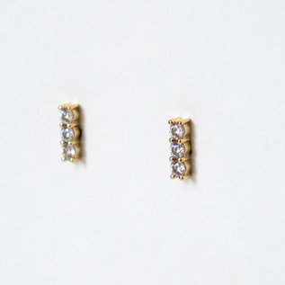 キャッチレスピアス Honesty Gold Triple キャッチレスピアス Honesty Gold Triple