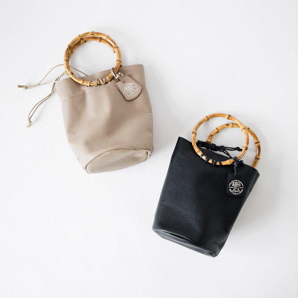 ALMOND GREY・BLACK