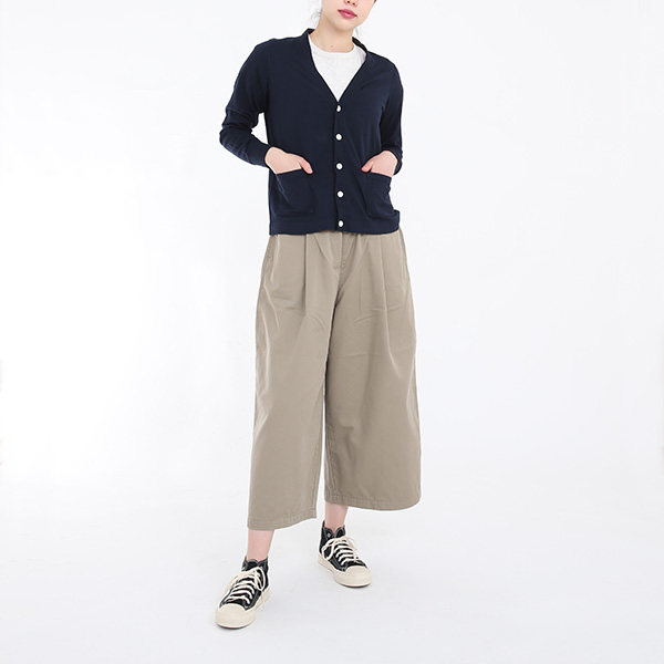 モデル身長171cm(着用 BLACK NAVY2)