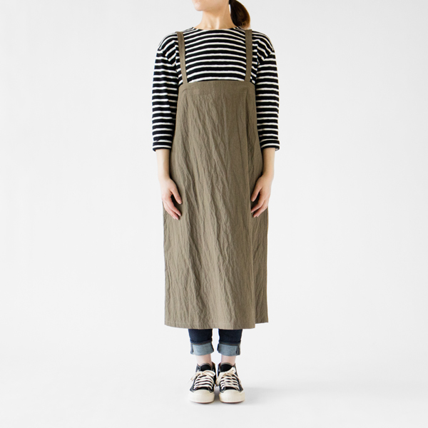 KHAKI(モデル身長 162cm)