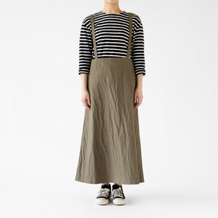 ストラップ付きスカートとして(KHAKI モデル身長 162cm)