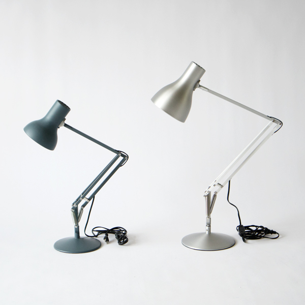 左：TYPE 75 MINI　右：TYPE 75