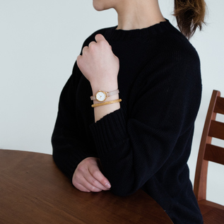 フェイス:水晶・ベルト:サンドベージュ(ベルトは別売り) フェイス:水晶・ベルト:サンドベージュ(ベルトは別売り)