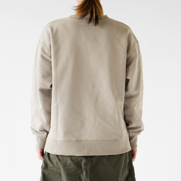 BEIGE（モデル身長：162cm）