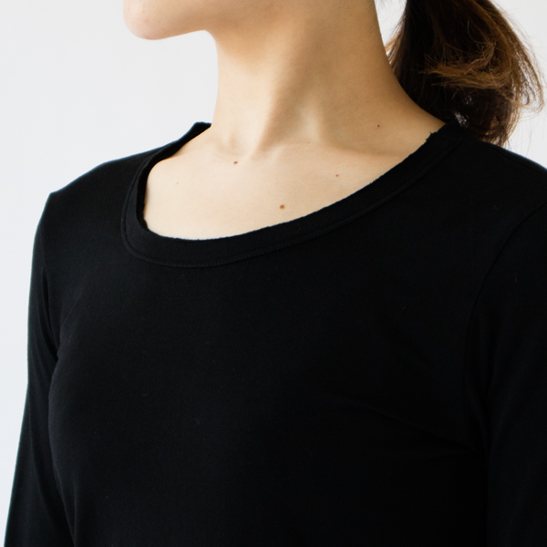 襟（BLACK）