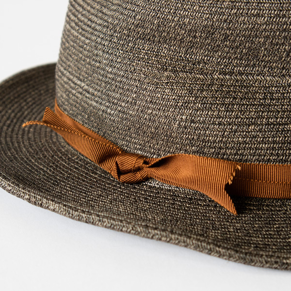 ブラウンとオレンジの組み合わせが新鮮です（DK.BROWN）