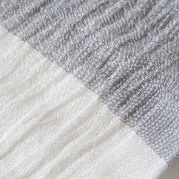 生地アップ(grey white)