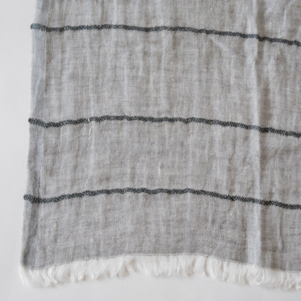 生地アップ(grey white)