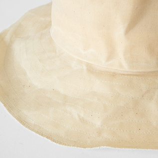 WHITE WHITE