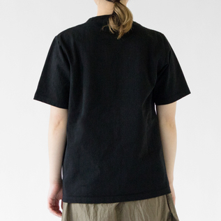 女性モデル身長:162cm 着用サイズ:S(BLACK) 女性モデル身長:162cm 着用サイズ:S(BLACK)