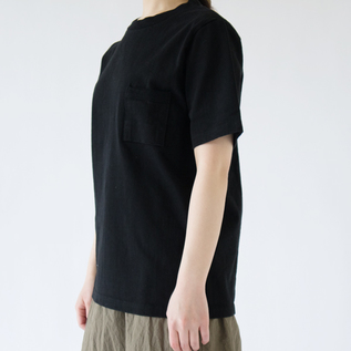 女性モデル身長:162cm 着用サイズ:S(BLACK) 女性モデル身長:162cm 着用サイズ:S(BLACK)