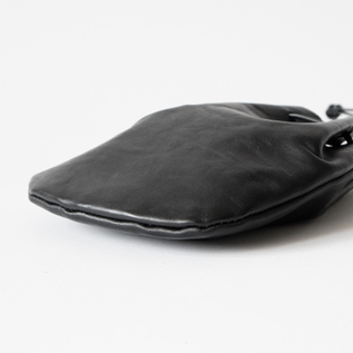 HORSE LEATHER / DROP SHAPE POUCH S（巾着バッグ）／ARTS&CRAFTS