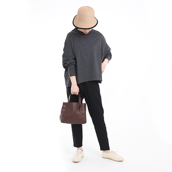 モデル身長：163cm (GREY)
