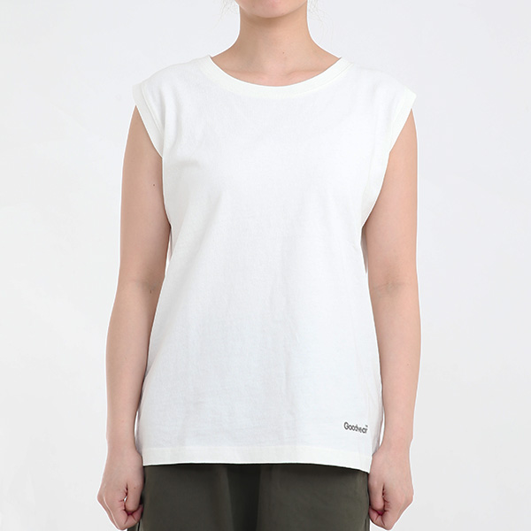 WHITE（モデル身長：163cm）