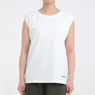 WHITE（モデル身長：163cm）