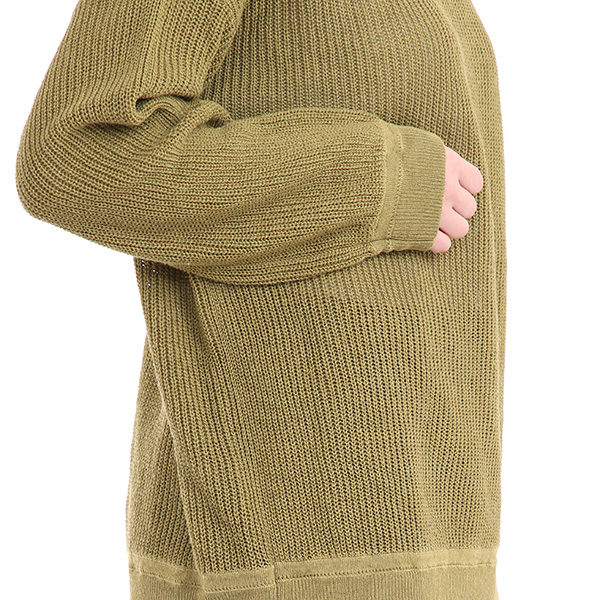 ゆったりとしたシルエット