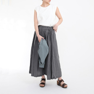 WHITE(モデル身長:163cm) WHITE(モデル身長:163cm)