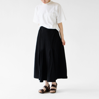 モデル身長:162cm(WHITE S) モデル身長:162cm(WHITE S)