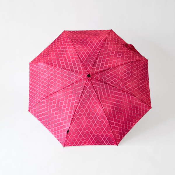 手染めのような濃淡のある生地 手染めのような濃淡のある生地