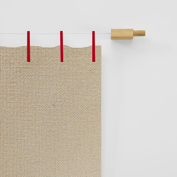 Kvadrat (クヴァドラ)のレディメイドカーテンは、設置場所も窓の大き
