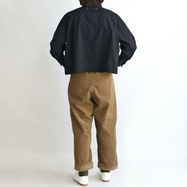 モデル身長：160cm(BLACK)