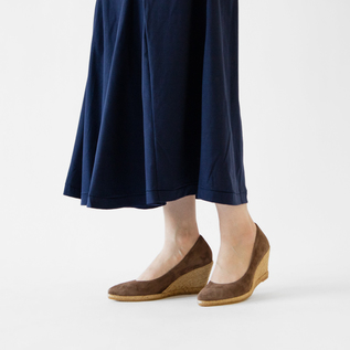 どんなシューズにも合わせやすいほどよい丈感(NAVY) どんなシューズにも合わせやすいほどよい丈感(NAVY)