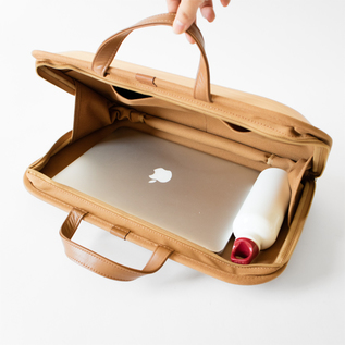 monacca Bag-kaku／monacca （モナッカ）｜愛着を持ってずっと使いたい