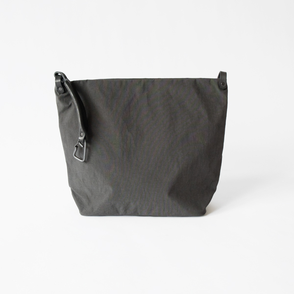 CHARCOAL GRAY
