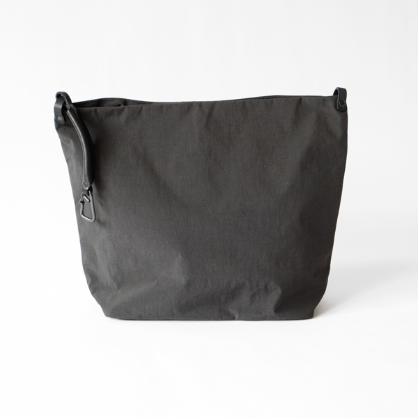 CHARCOAL GRAY