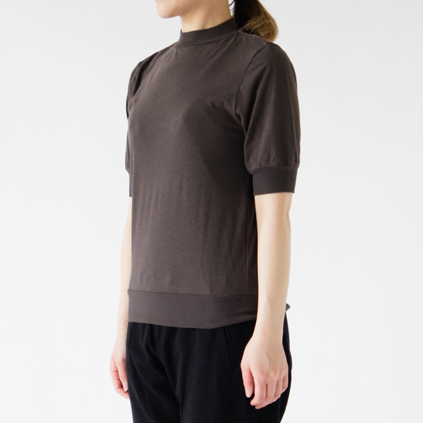 モデル身長162cm（CHARCOAL GREY）