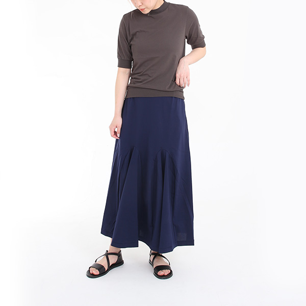 モデル身長163cm・体重51kg（CHARCOAL GREY）