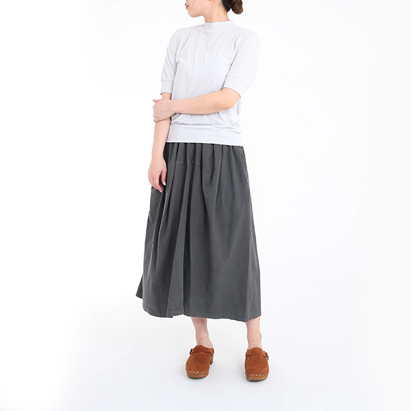 モデル身長163cm・体重51kg（LIGHT GREY）