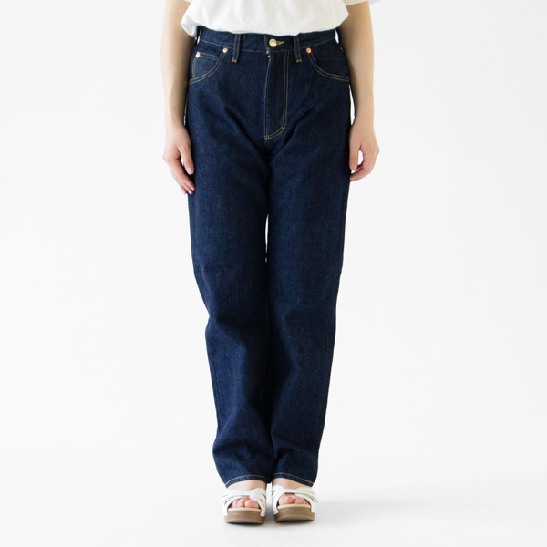 身長162cm（INDIGO SIZE 27）