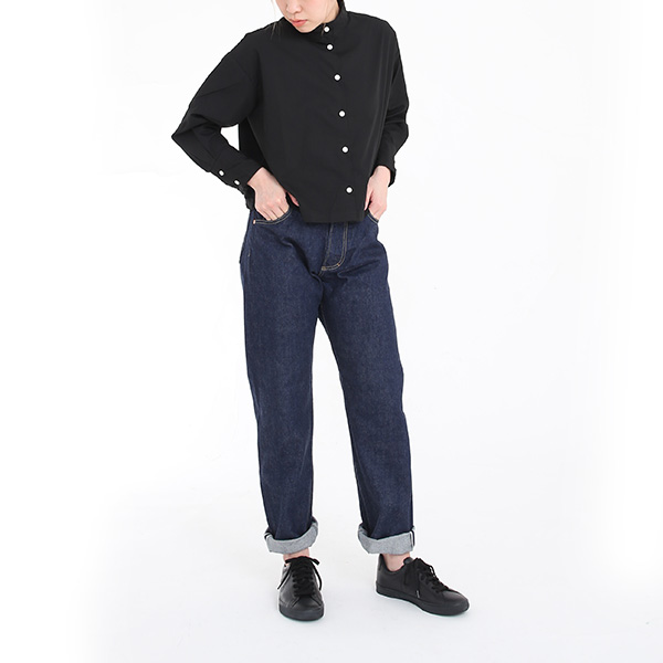 モデル身長163cm・体重51kg（INDIGO SIZE 27）