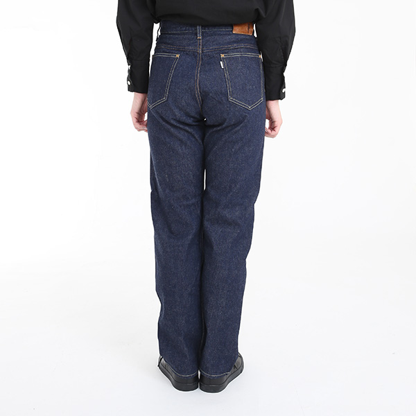 モデル身長163cm・体重51kg（INDIGO SIZE 26）