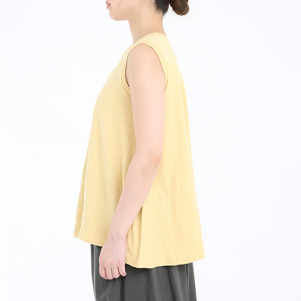 モデル身長163cm・体重51kg（SUNSHINE YELLOW）