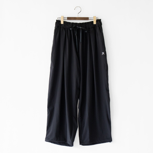 YOGI ワイドパンツ BLACK YOGI ワイドパンツ BLACK