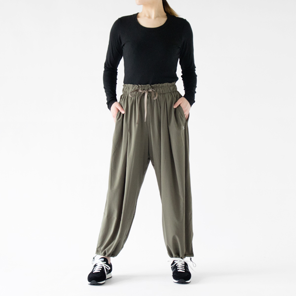 Mサイズ着用、モデル身長:162cm Mサイズ着用、モデル身長:162cm