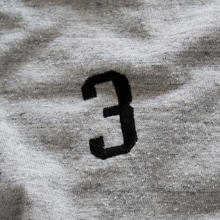 マーキングはフリ刺繍で野球のポジションの位置を示しています(HEATHER GRAY) マーキングはフリ刺繍で野球のポジションの位置を示しています(HEATHER GRAY)