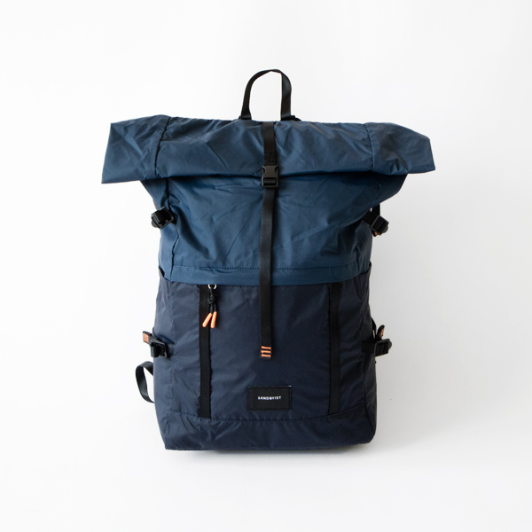 バッグパック　BERNT LIGHTWEIGHT（Multi Navy blue　Evening blue）