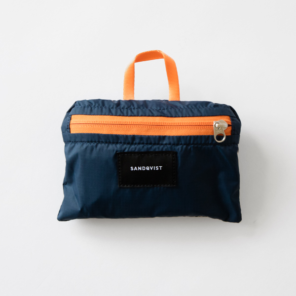 持ち運びやすいパッカブル仕様 持ち運びやすいパッカブル仕様