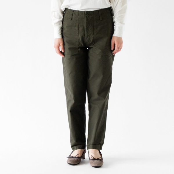 モデル身長:162cm (DARK OLIVE) モデル身長:162cm (DARK OLIVE)