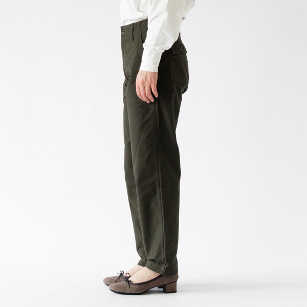 モデル身長:162cm (DARK OLIVE) モデル身長:162cm (DARK OLIVE)