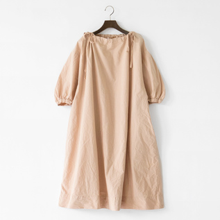 ギャザースモックドレス／Yarmo（ヤーモ）｜愛着を持ってずっと