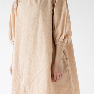 ギャザースモックドレス／Yarmo（ヤーモ）｜愛着を持ってずっと